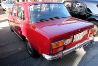 Trimoba AG / Oldtimer und Immobilien,Fiat 124 1971, R4, 1.4l, 70 PS