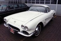 Trimoba AG / Oldtimer und Immobilien,Chevrolet Corvette C1 1961-62; 4.6 oder 5.4l, 233-253PS, V8