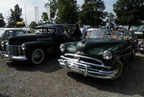Trimoba AG / Oldtimer und Immobilien,li-re: Cadillac / Pontiac Silver 8 Streak Bj: ca. 1946-50