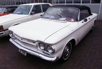Trimoba AG / Oldtimer und Immobilien,Chevrolet Covair 1959-64; 2.3 - 2.7l Turbo, 6 Zyl. Boxer im Heck platziert mit tückischer Tendenz zum Uebersteuern (Pendelachse)