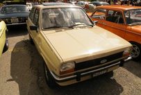 Trimoba AG / Oldtimer und Immobilien,Ford Fiesta 1.1 1980. Das Ding hat unglaubliche 17'500 km auf dem Zähler, setzt zwar schon etwas Patina an, ist aber heute eine grosse Rarität und wird dies wohl auch bleiben. 4 Zyl. 53 PS