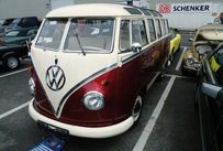 Trimoba AG / Oldtimer und Immobilien,VW Samba leider zu kitschig und nicht original restauriert. Schade drum.