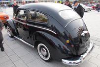 Trimoba AG / Oldtimer und Immobilien,Ford Taunus 195; 34PS; 1172ccm; 105km/h / Die ersten Karosserien wurden bei VW Wolfsburg und bei Karmann Osnbrück gefertigt. Erst ab Nov. 1948 kamen diese nach Köln 