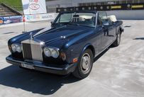 Trimoba AG / Oldtimer und Immobilien,Rolls Royce Corniche Cabrio 1971-92; 6.8l 8 Zylinder. Amerikanische – Version (Stosstange und Seitenblinker) Ueber PS schweigt Rolls-Royce. Sie sagen nur: PS haben sie genug. 