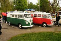 Trimoba AG / Oldtimer und Immobilien,li-re: VW T1 Westfalia Camper 1967 , 1584ccm / VW T1 Westfalia Camper SO42  Jg. 1965  1584ccm