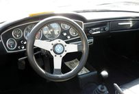 Trimoba AG / Oldtimer und Immobilien,BMW 1600 GT; 1968; 1600ccm 105PS (schade, das Steuerrad sollte dringendst durch ein Original ersetzt werden)