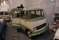 Trimoba AG / Oldtimer und Immobilien,Mercedes O 319 Omnibus 1965, 17-sitzige Bestuhlung, 4-Zylinder Diesel, 1988ccm, 50PS. Seltenes Exemplar mit Panorama-Dachverglasung und Schiebefenster 