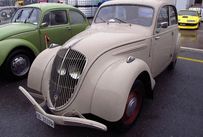 Trimoba AG / Oldtimer und Immobilien,Peugeot 202 1938-48; R4, 1133ccm, 30PS, 790kg